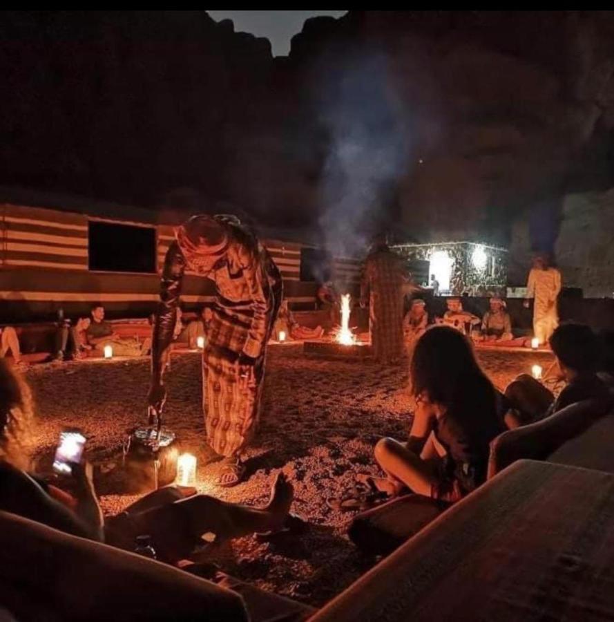 Bedouin Adventure & Tours 호텔 와디럼 외부 사진
