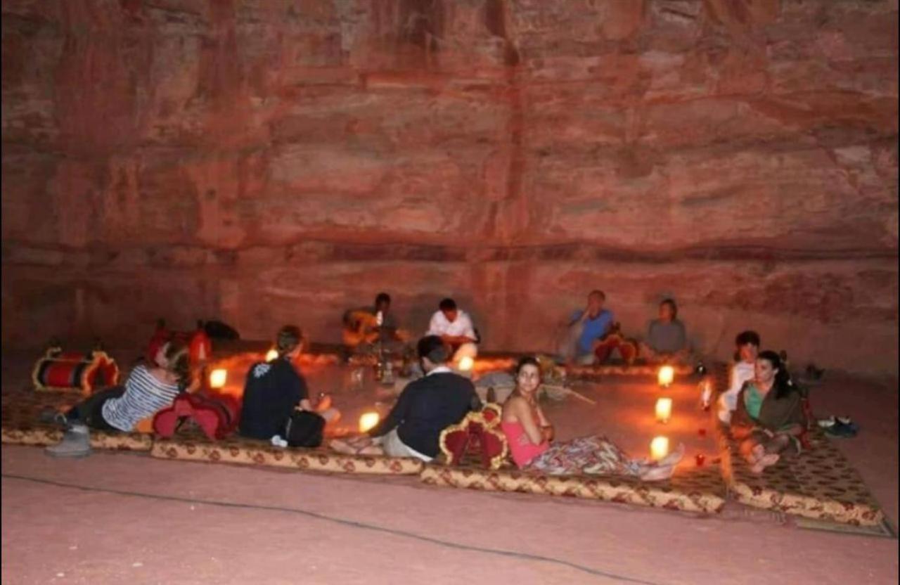 Bedouin Adventure & Tours 호텔 와디럼 외부 사진